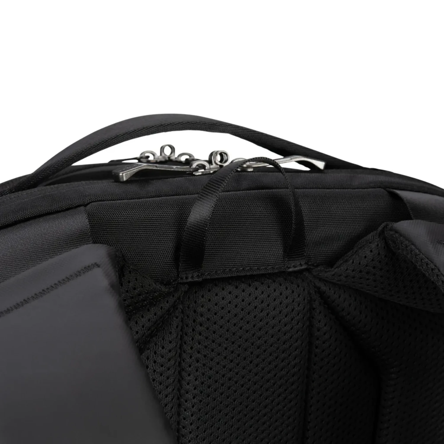 Mochila Targus Pro-tek Tech 16" — foto 14